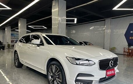 Volvo V90 Cross Country I рестайлинг, 2020 год, 4 065 000 рублей, 1 фотография