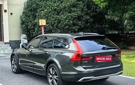 Volvo V90 Cross Country I рестайлинг, 2020 год, 3 885 000 рублей, 2 фотография