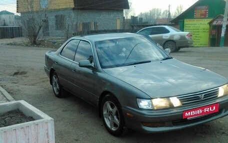 Toyota Vista, 1992 год, 370 000 рублей, 2 фотография