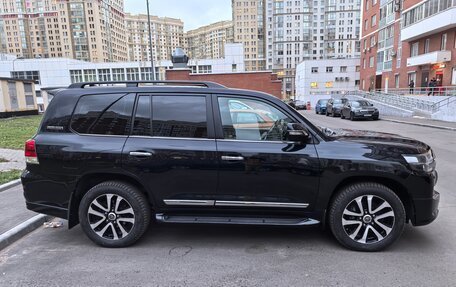 Toyota Land Cruiser 200, 2018 год, 7 700 000 рублей, 5 фотография