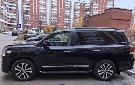 Toyota Land Cruiser 200, 2018 год, 7 700 000 рублей, 6 фотография