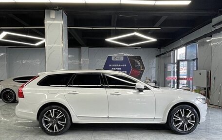 Volvo V90 Cross Country I рестайлинг, 2020 год, 4 065 000 рублей, 4 фотография