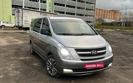 Hyundai Grand Starex Grand Starex I рестайлинг 2, 2008 год, 1 569 000 рублей, 2 фотография