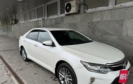 Toyota Camry, 2016 год, 2 200 000 рублей, 2 фотография