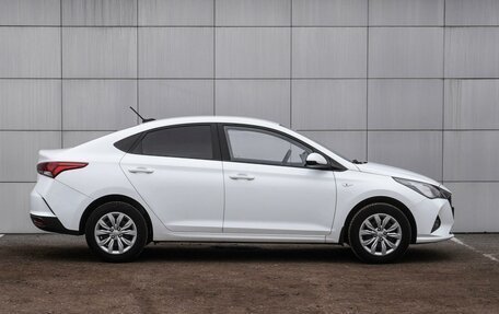 Hyundai Solaris II рестайлинг, 2020 год, 1 699 000 рублей, 5 фотография