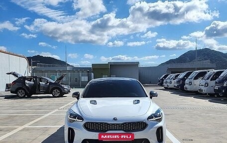 KIA Stinger I, 2021 год, 3 290 000 рублей, 2 фотография