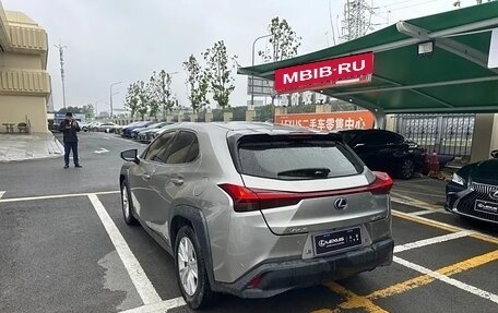 Lexus UX I, 2021 год, 2 900 000 рублей, 4 фотография