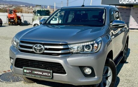 Toyota Hilux VIII, 2017 год, 3 250 000 рублей, 4 фотография