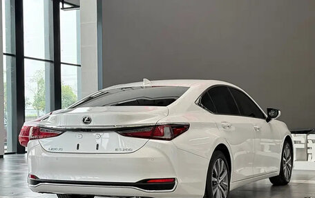 Lexus ES VII, 2021 год, 3 840 000 рублей, 3 фотография