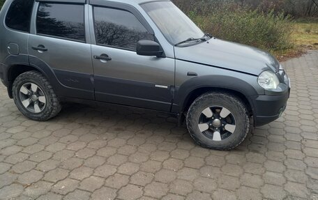 Chevrolet Niva I рестайлинг, 2013 год, 650 000 рублей, 7 фотография