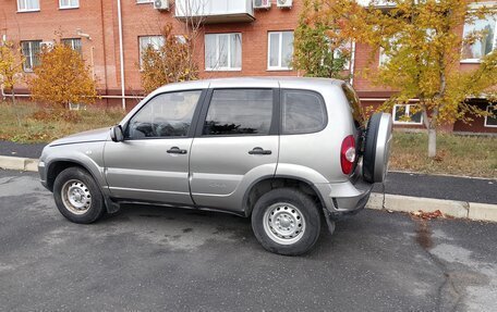 Chevrolet Niva I рестайлинг, 2012 год, 644 000 рублей, 5 фотография