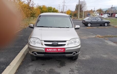 Chevrolet Niva I рестайлинг, 2012 год, 644 000 рублей, 7 фотография