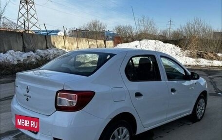 Renault Logan II, 2018 год, 1 100 000 рублей, 3 фотография