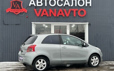 Toyota Yaris III рестайлинг, 2008 год, 670 000 рублей, 5 фотография