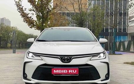 Toyota Corolla, 2022 год, 1 350 006 рублей, 2 фотография