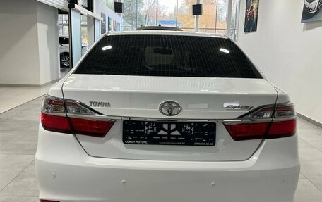 Toyota Camry, 2016 год, 2 399 900 рублей, 4 фотография