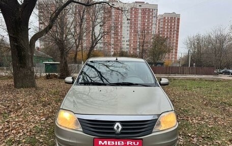 Renault Logan I, 2014 год, 335 000 рублей, 1 фотография