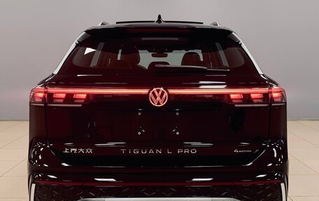 Volkswagen Tiguan, 2024 год, 6 480 000 рублей, 4 фотография