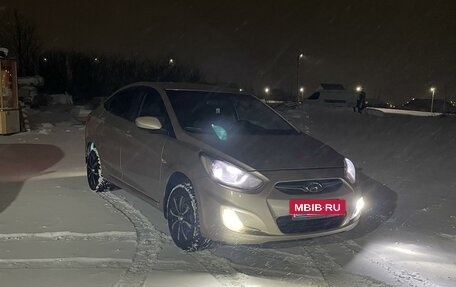 Hyundai Solaris II рестайлинг, 2013 год, 770 000 рублей, 2 фотография