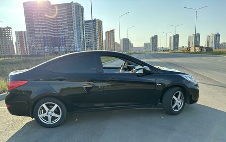 Hyundai Solaris II рестайлинг, 2011 год, 690 000 рублей, 5 фотография