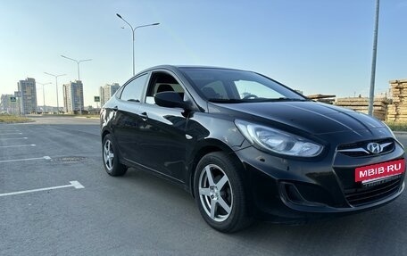 Hyundai Solaris II рестайлинг, 2011 год, 690 000 рублей, 2 фотография