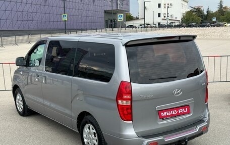 Hyundai Grand Starex Grand Starex I рестайлинг 2, 2011 год, 1 847 000 рублей, 19 фотография