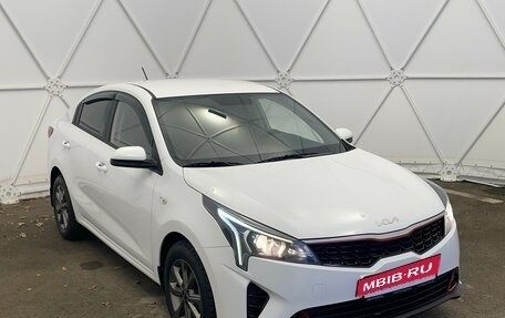 KIA Rio IV, 2022 год, 1 850 000 рублей, 3 фотография