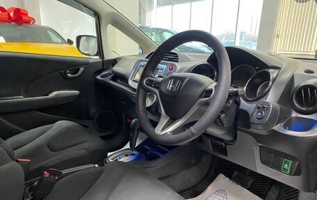 Honda Fit III, 2013 год, 895 000 рублей, 9 фотография