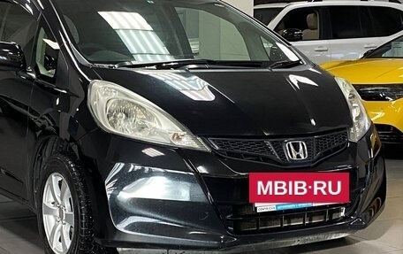 Honda Fit III, 2013 год, 895 000 рублей, 18 фотография