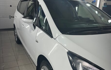 Opel Zafira C рестайлинг, 2013 год, 1 100 000 рублей, 2 фотография