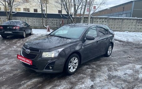 Chevrolet Cruze II, 2012 год, 950 000 рублей, 2 фотография