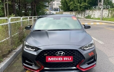 Hyundai Veloster II, 2021 год, 2 590 000 рублей, 2 фотография