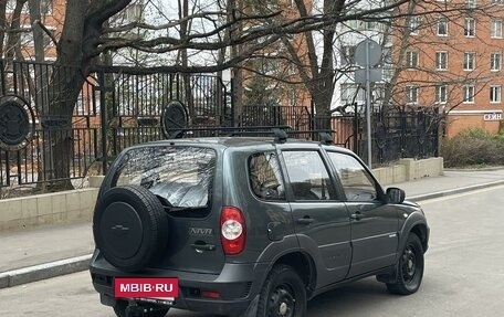 Chevrolet Niva I рестайлинг, 2011 год, 535 000 рублей, 2 фотография