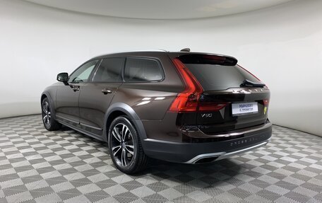 Volvo V90 Cross Country I рестайлинг, 2019 год, 4 180 000 рублей, 7 фотография