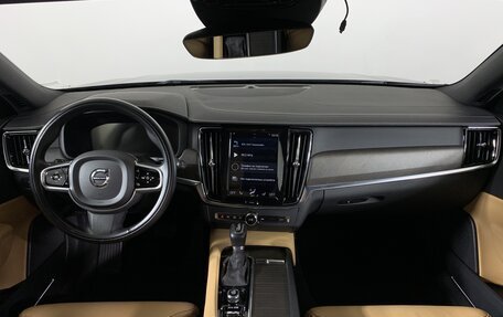 Volvo V90 Cross Country I рестайлинг, 2019 год, 4 180 000 рублей, 13 фотография