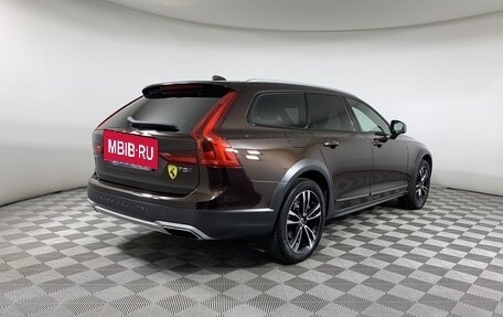 Volvo V90 Cross Country I рестайлинг, 2019 год, 4 180 000 рублей, 5 фотография