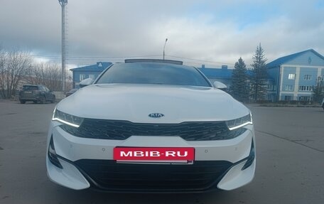 KIA K5, 2020 год, 3 250 000 рублей, 6 фотография