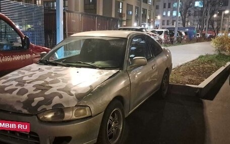 Mitsubishi Mirage VI рестайлинг, 2000 год, 200 000 рублей, 2 фотография