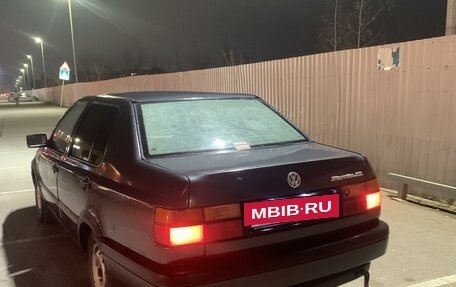 Volkswagen Vento, 1992 год, 250 000 рублей, 7 фотография