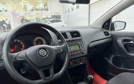 Volkswagen Polo VI (EU Market), 2015 год, 800 000 рублей, 10 фотография