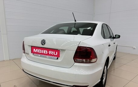 Volkswagen Polo VI (EU Market), 2015 год, 800 000 рублей, 4 фотография