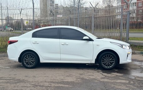 KIA Rio IV, 2018 год, 1 500 000 рублей, 4 фотография