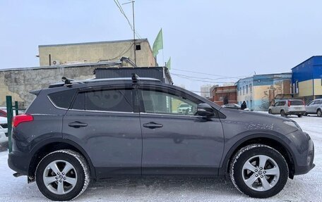 Toyota RAV4, 2015 год, 2 350 000 рублей, 8 фотография