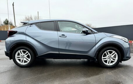 Toyota C-HR I рестайлинг, 2020 год, 2 700 000 рублей, 4 фотография