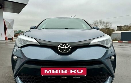 Toyota C-HR I рестайлинг, 2020 год, 2 700 000 рублей, 7 фотография