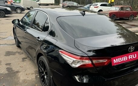 Toyota Camry, 2021 год, 3 150 000 рублей, 7 фотография