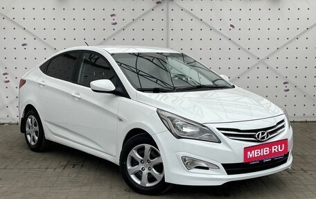 Hyundai Solaris II рестайлинг, 2014 год, 985 000 рублей, 2 фотография