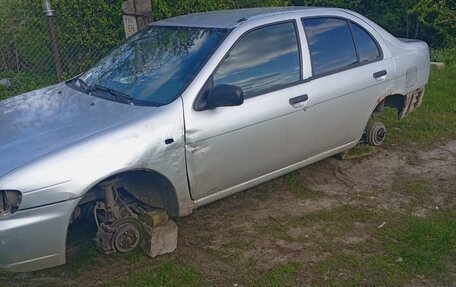 Nissan Almera, 1997 год, 60 000 рублей, 2 фотография