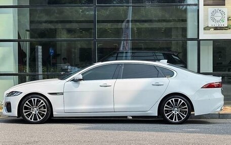 Jaguar XF II, 2021 год, 4 215 000 рублей, 5 фотография