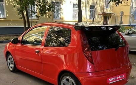 Fiat Punto III Punto Evo рестайлинг, 2000 год, 240 000 рублей, 5 фотография